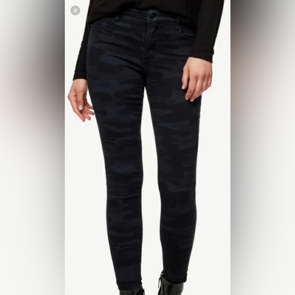 Sanctuary Social Standard Black Camo Skinny Jeans Women’s Size 10